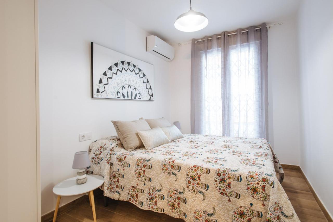 El Apartamento Del Reloj De Sol Sevilla Eksteriør billede